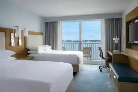 Clearwater Beach Marriott Suites on Sand Key - 2