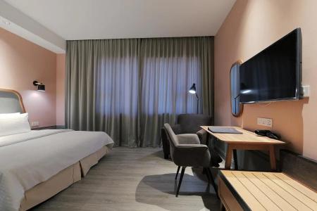 The Jesselton - 51