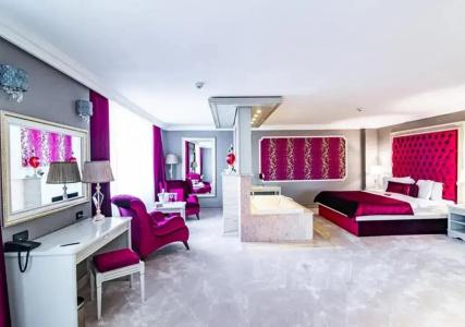 Phoenicia Grand - 63