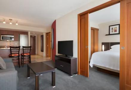 Embassy Suites by Hilton - - 32