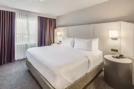 Crowne Plaza Arlington, An Ihg - 7