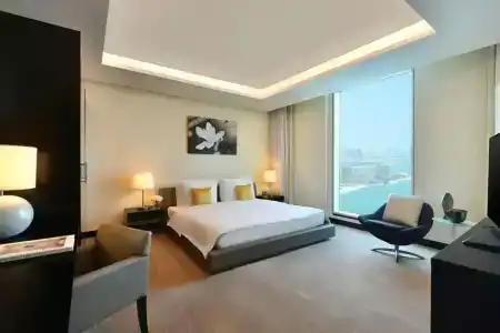 Kempinski Residences & Suites, - 85