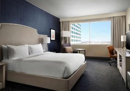 DoubleTree by Hilton Nashville Downtown - 32