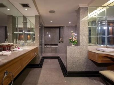Montien Riverside - 52