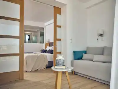 Cavo Orient Beach & Suites - 80