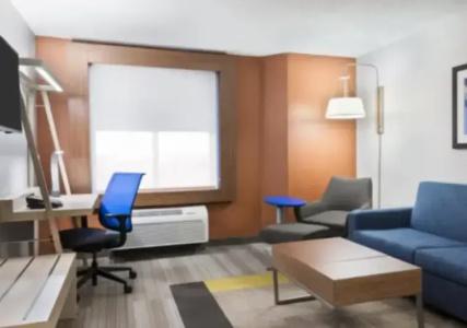 Holiday Inn Express & Suites - Nearest Universal Orlando, an IHG - 73