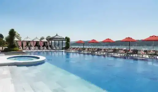 Four Seasons Istanbul at the Bosphorus - 17