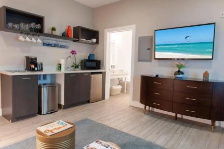 Oceanside and Suites - 71
