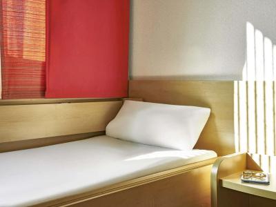 Ibis Barcelona Centro (Sagrada Familia) - 28