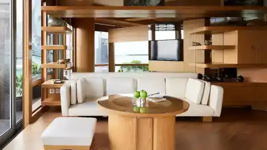 Grand Hyatt - 63