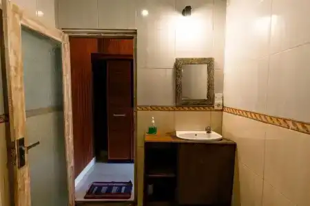 Uma Kutuh 2 - 69
