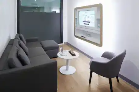 Yotel Airport, City Entrance - 18