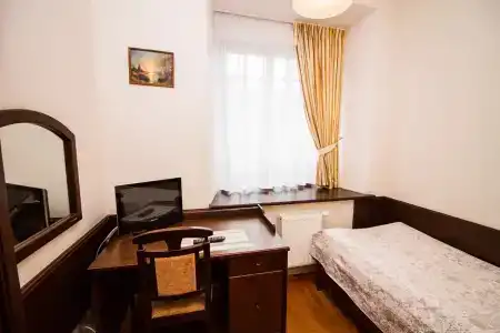 Палац - 15