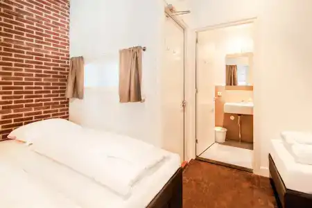 Not Hotel - 126