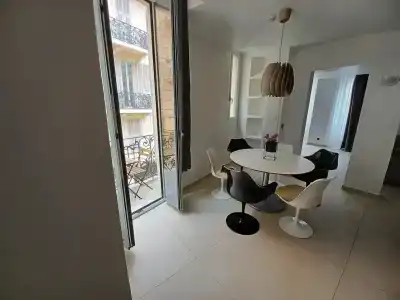 Hôtel Monsigny - 102