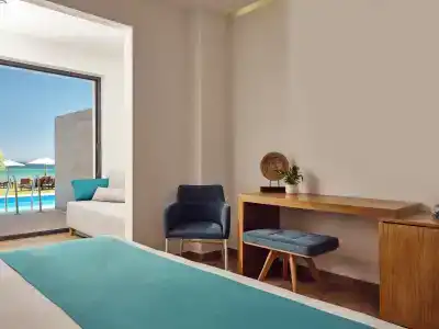 Cavo Orient Beach & Suites - 63