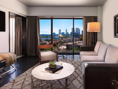 Sixty Beverly Hills - 62