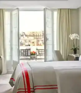 Hôtel Plaza Athénée - Dorchester Collection - 76