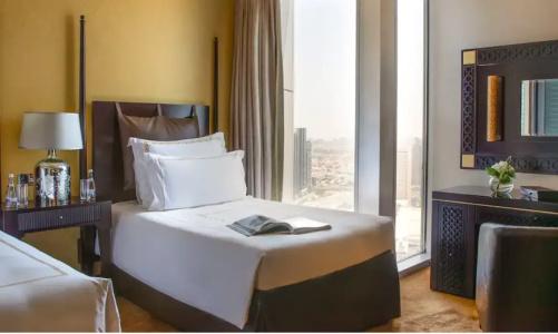 Jumeirah Emirates Towers - 103