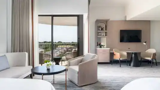 Four Seasons Resort and Club Dallas at Las Colinas - 11
