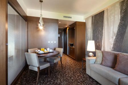 Neya Lisboa - 48