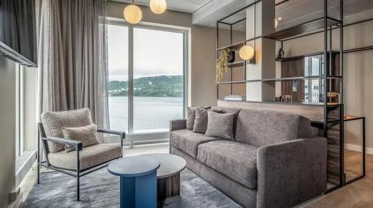 Quality Waterfront - 66