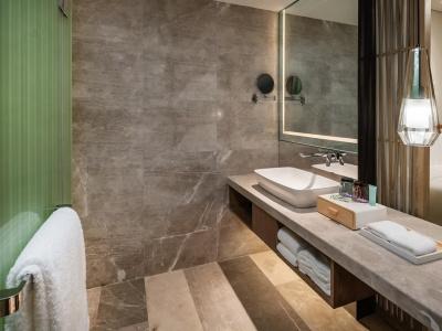 Holiday Inn Resort Sanya Bay, An Ihg - 36