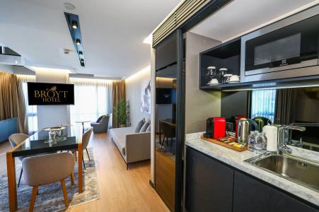 Broyt Suites - 59