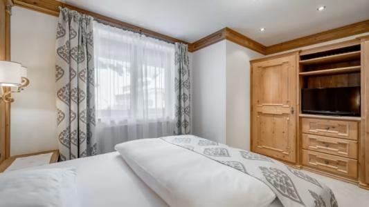 Trofana Royal - 78