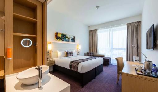 Premier Inn Dubai Dragon Mart - 26