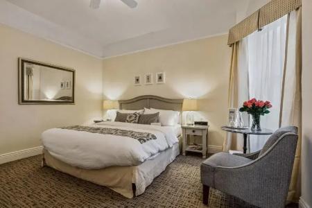 Parker Guest House - 23