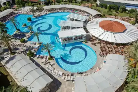 Crystal Admiral Resort Suites & Spa - Ultimate All Inclusive - 31