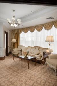 Nobil Luxury Boutique - 80