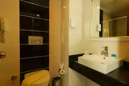 Throne Beach Resort & Spa - 65