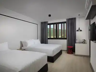 Prime Town - Posh & Port Phuket - 61