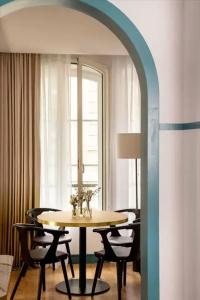 Hôtel Bel Ami - 81