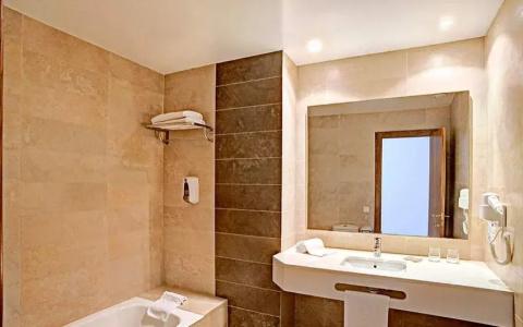 & Apartamentos Casablanca - 9