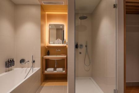 Radisson Blu 1835, Cannes - 88