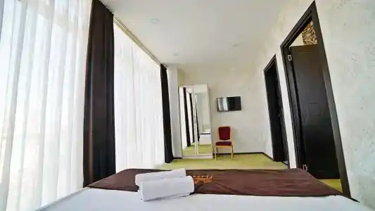 Mardi Plaza - 43