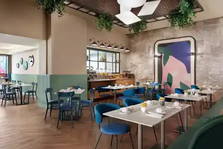 Best Western Plus Spring House - 9