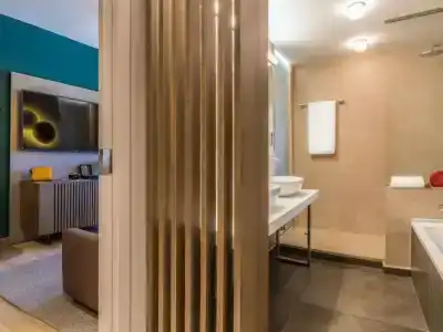 Novotel Campo De Las Naciones - 18