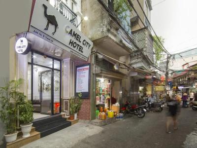 Camel City - 1