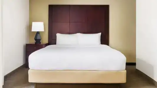 Residence Inn by Marriott Seattle/Bellevue - 2