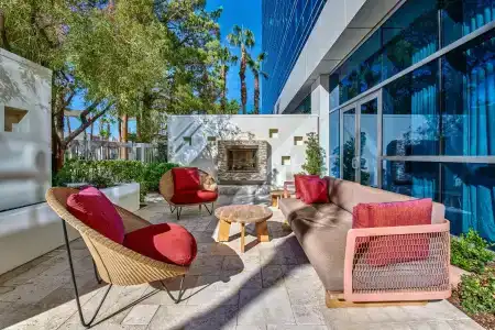 Virgins Las Vegas, Curio Collection by Hilton - 147