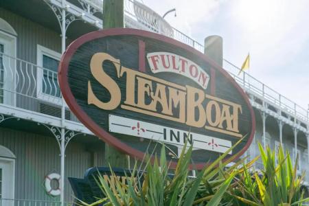 Fulton Steamboat Inn - 24