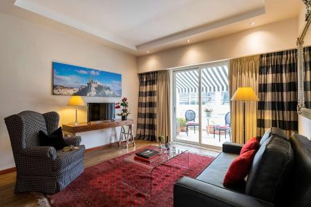 Best Western Plus Embassy - 49