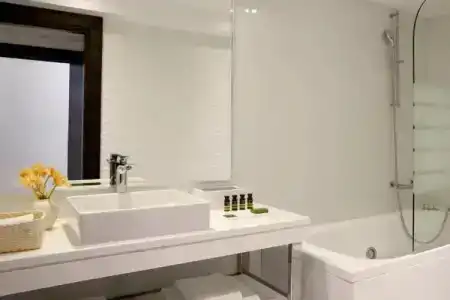 Pomegranate Wellness Spa - 48