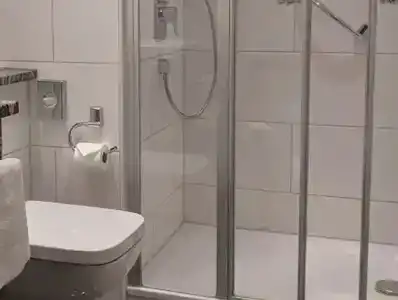 Azenberg - 69