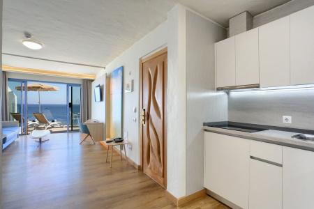Garden & Sea Boutique Lodging - 57