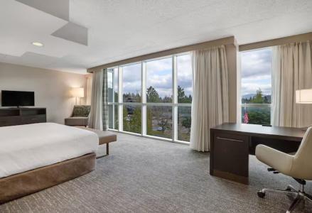 Embassy Suites by Hilton Seattle - 45